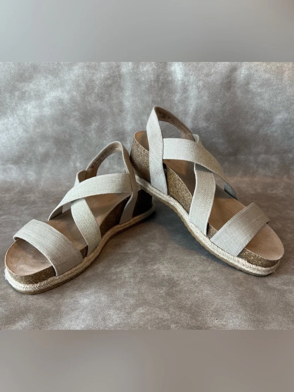LifeStride Soft System 7.5M Metallic Strappy Espadrille Wedge Sandals